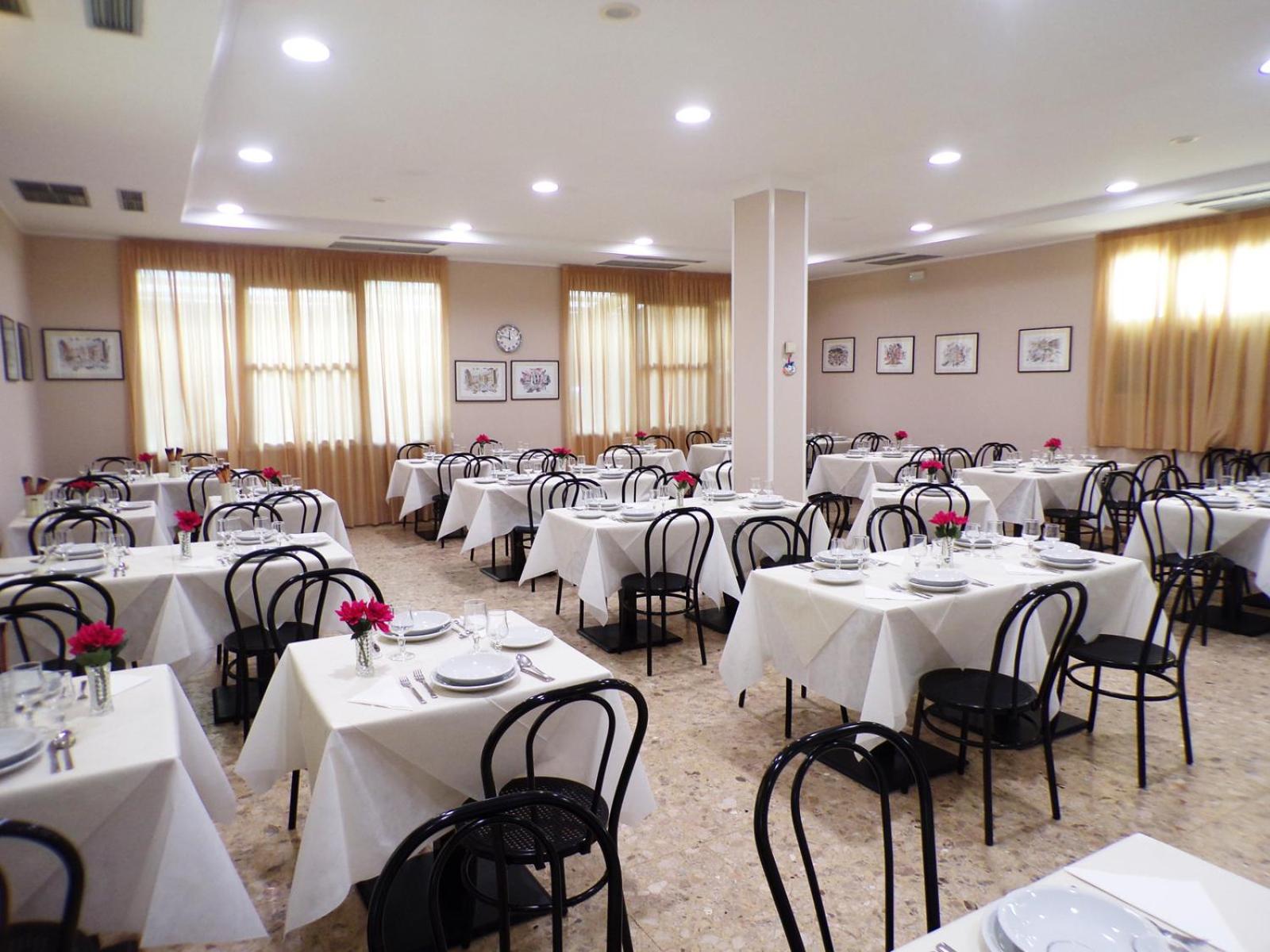 Hotel Adriana Bellaria-Igea Marina Esterno foto