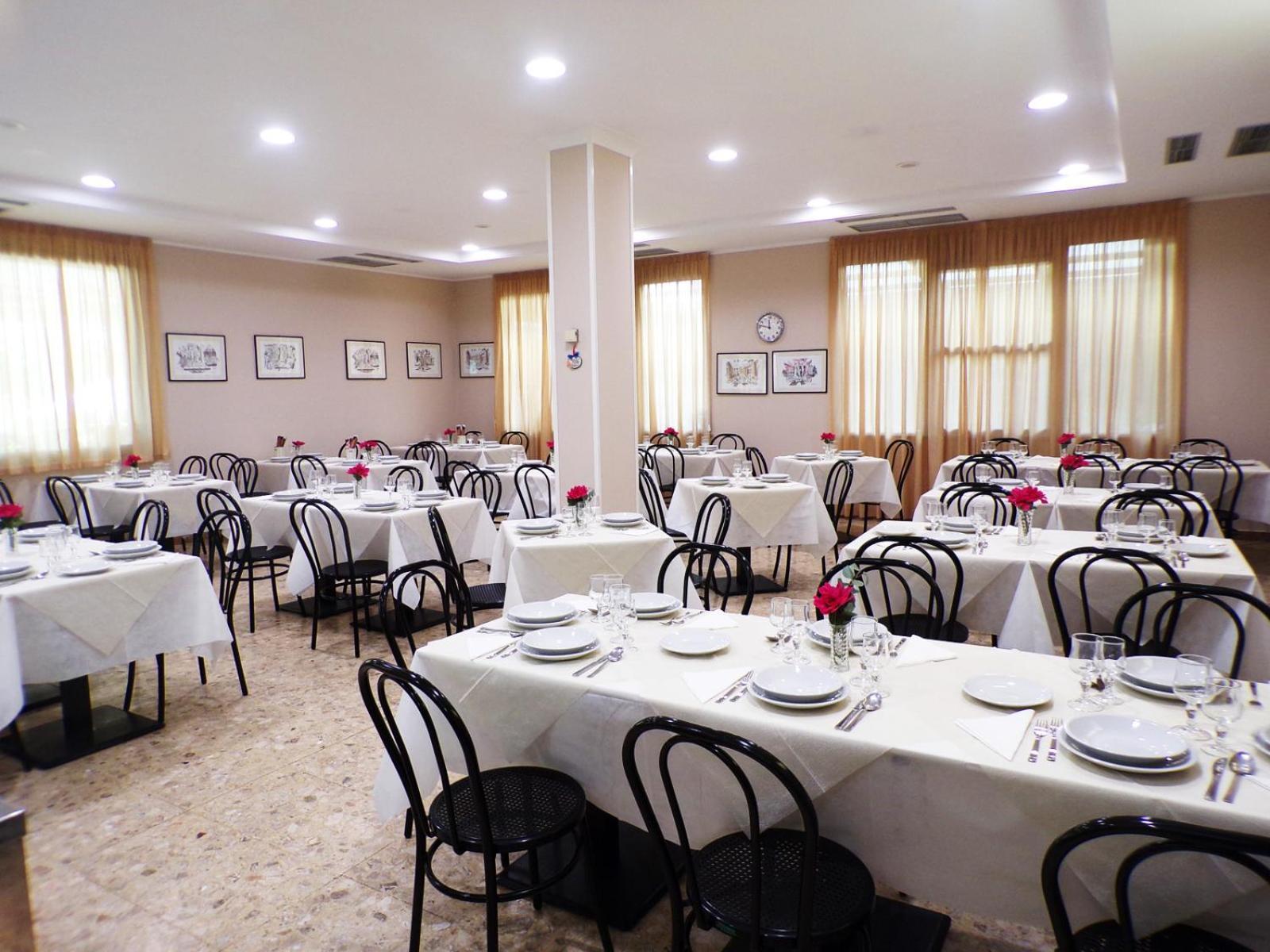 Hotel Adriana Bellaria-Igea Marina Esterno foto