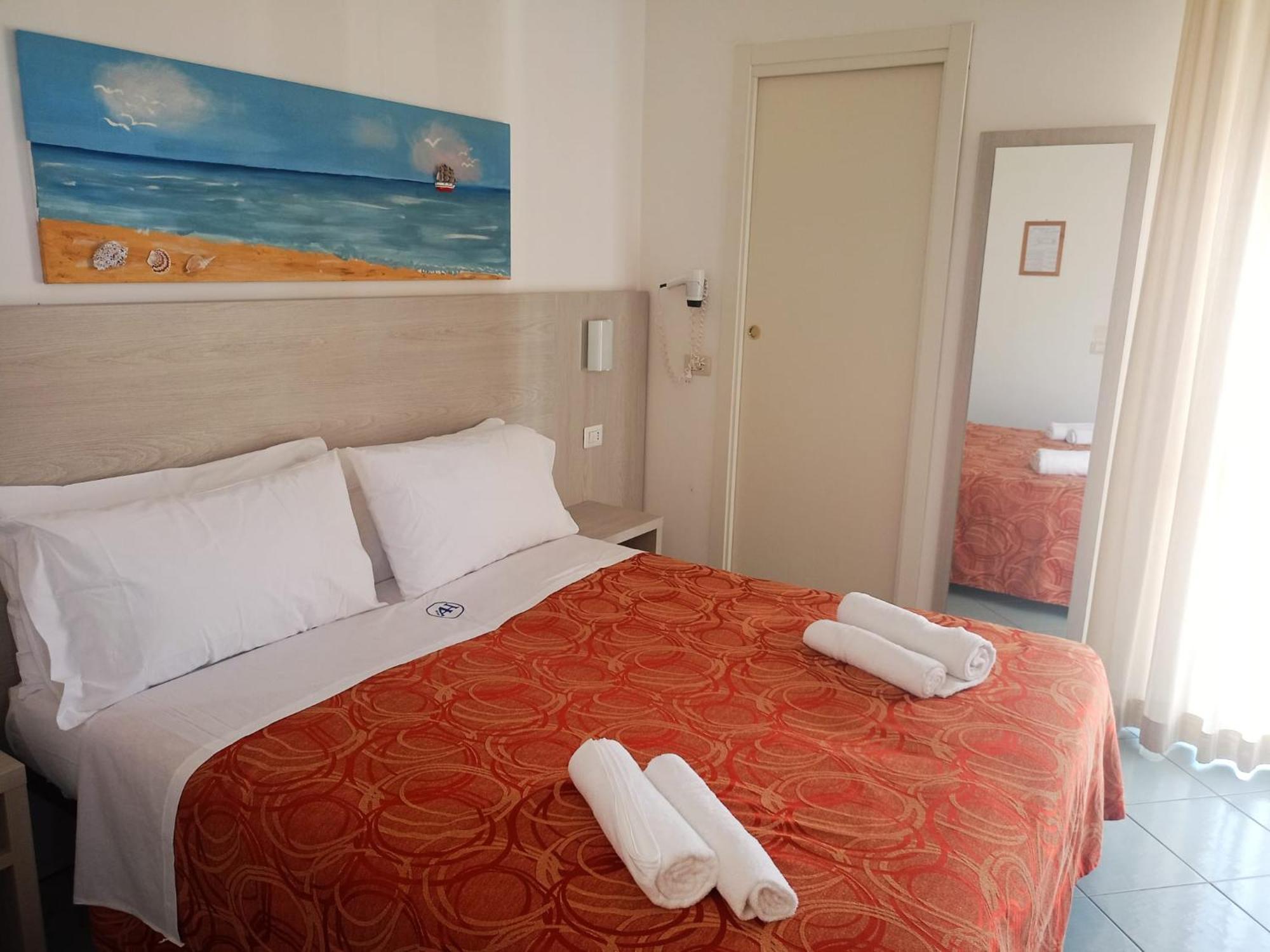 Hotel Adriana Bellaria-Igea Marina Esterno foto
