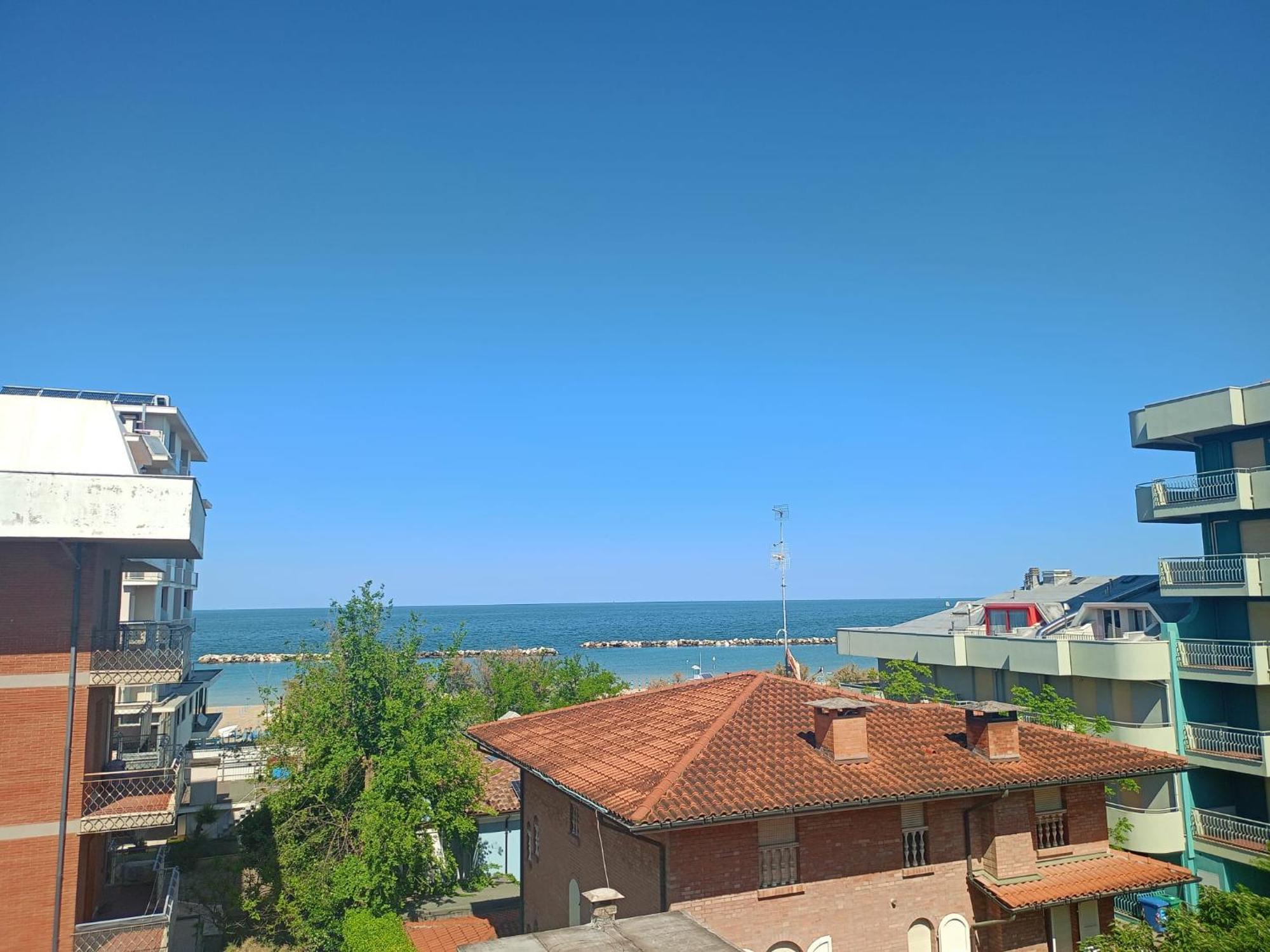 Hotel Adriana Bellaria-Igea Marina Esterno foto
